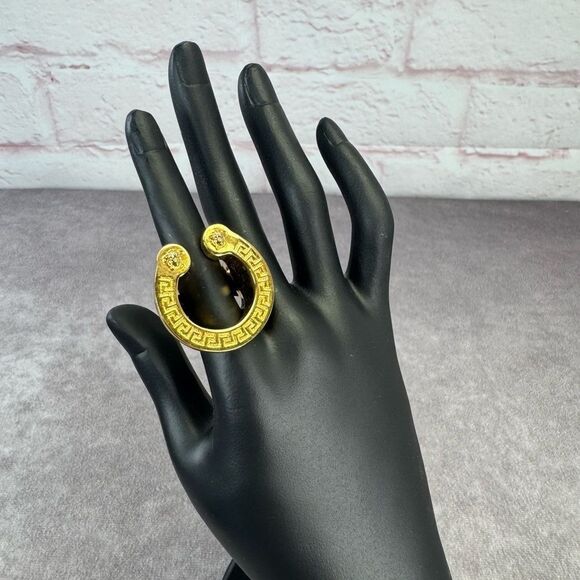 Versace Unisex Medusa Gold Rodeo Ring - Picture 3 of 10